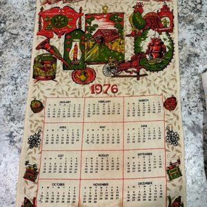 VINTAGE CLOTH WALL HANGING CALENDAR 1976